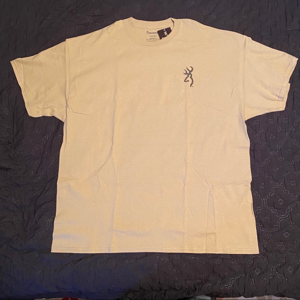 Novelty hunting tee XXL NWT